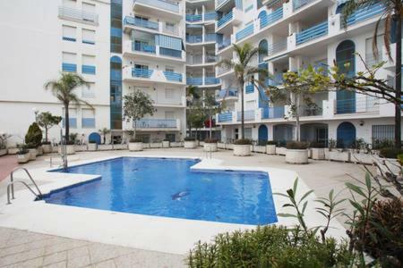 Apartmán Vista Al Faro Estepona Exteriér fotografie